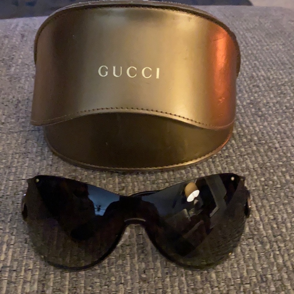 Gucci sunglasses
